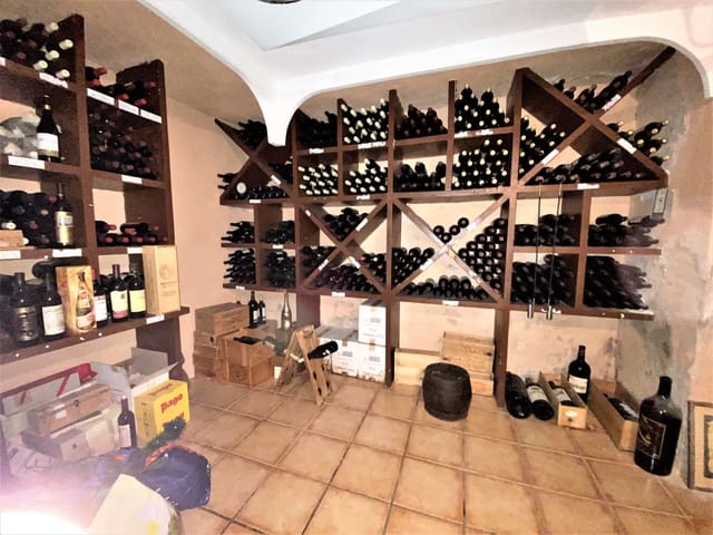 5 soveværelse Villa til salg i Palmanova, Calvià med swimmingpool garage - € 3.000.000 (Ref: 8215368)