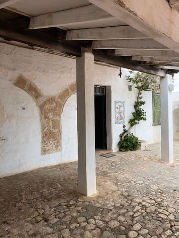 13 bedroom Finca/Country House for sale in San Clemente / Sant Climent, Mahón / Maó with garage - € 902,000 (Ref: 8215376)