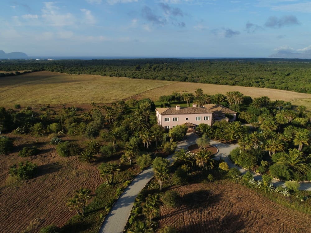 7 sypialnia Willa na sprzedaż w Santa Margalida z basenem garażem - 4 600 000 € (Ref: 8215383)