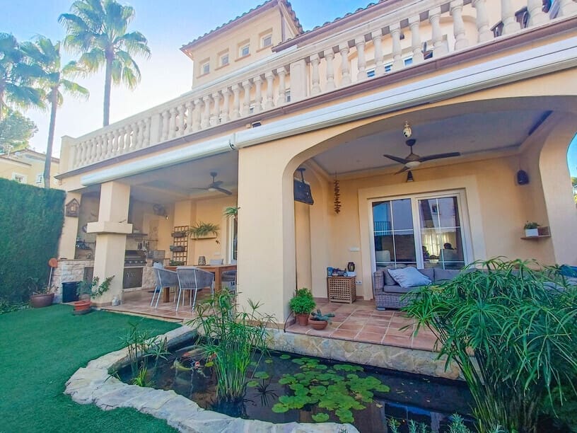 3 soverom Villa til salgs i Santa Ponsa med svømmebasseng - € 1 090 000 (Ref: 8239581)