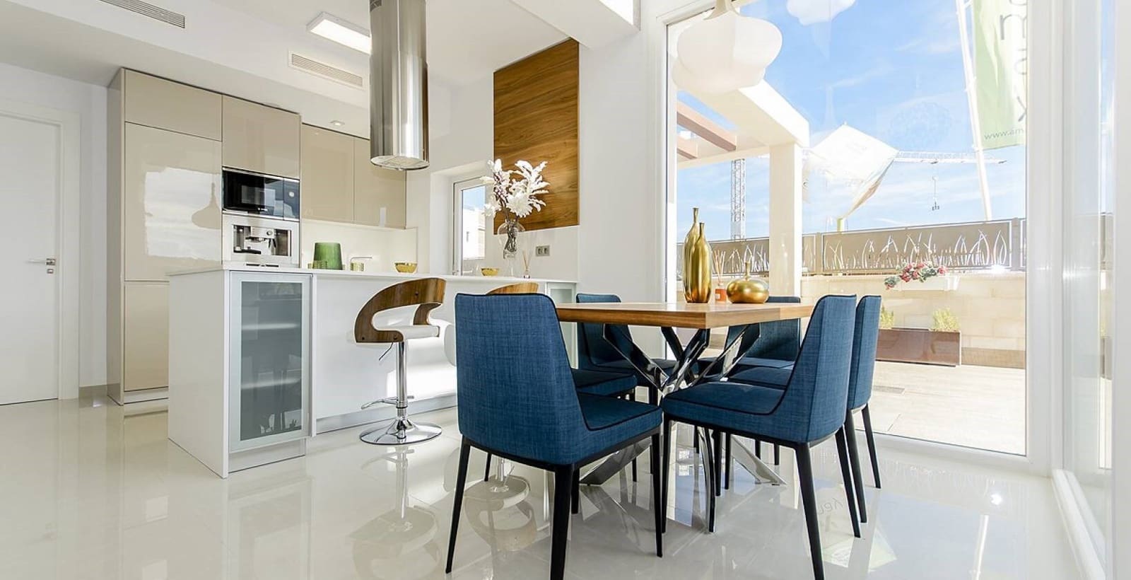 3 quarto Moradia para venda em Playa Honda com piscina - 466 960 € (Ref: 8244552)