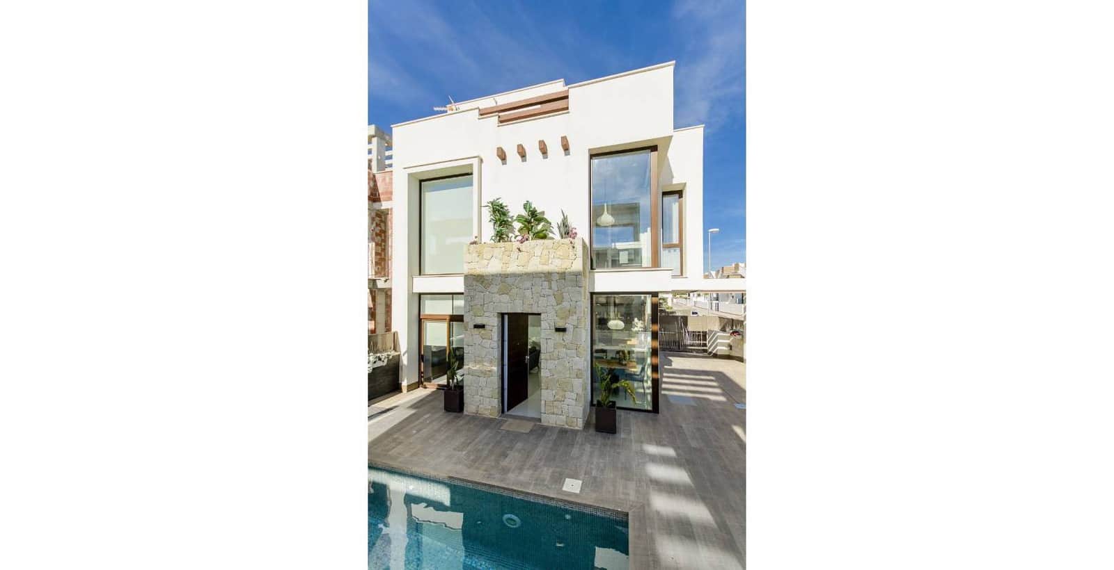 3 quarto Moradia para venda em Playa Honda com piscina - 466 960 € (Ref: 8244552)