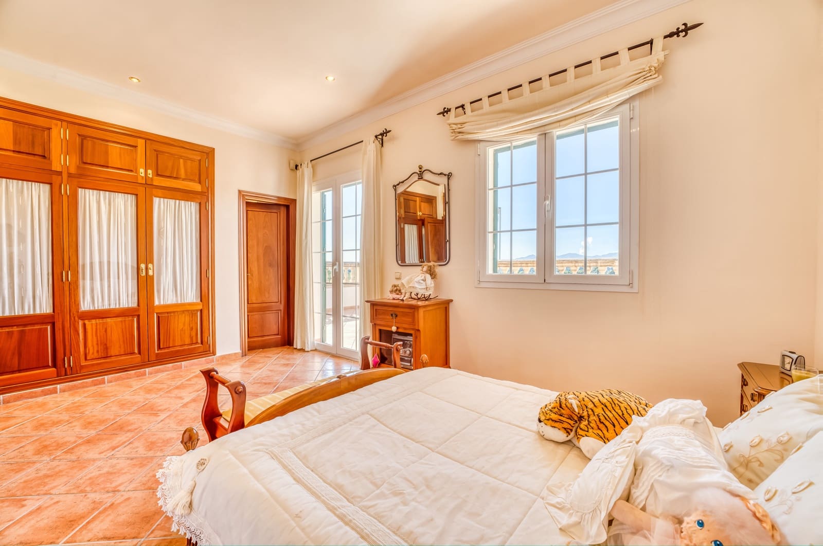 6 bedroom Villa for sale in Marratxi with pool garage - € 3,200,000 (Ref: 8263939)