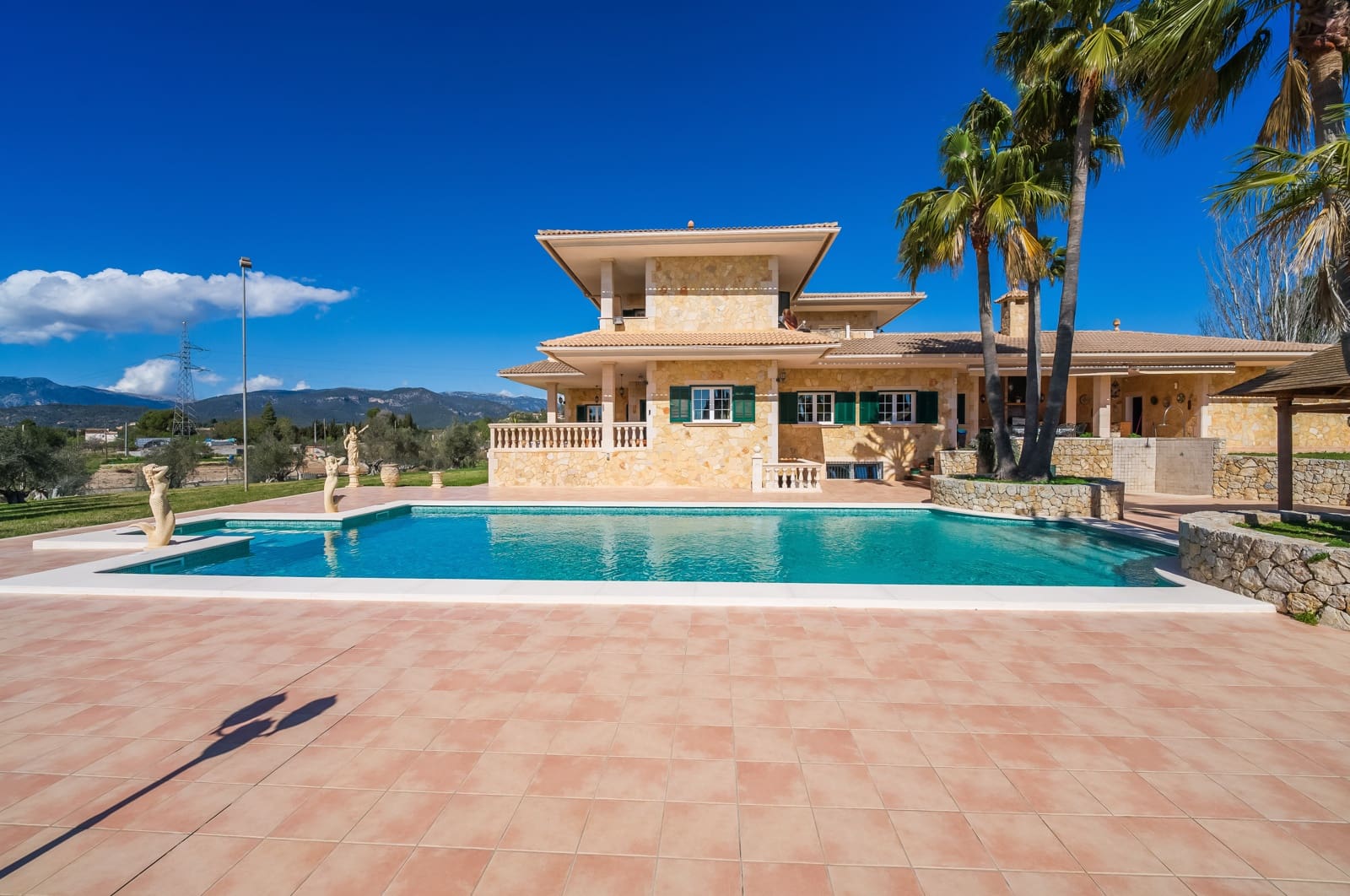6 bedroom Villa for sale in Marratxi with pool garage - € 3,200,000 (Ref: 8263939)