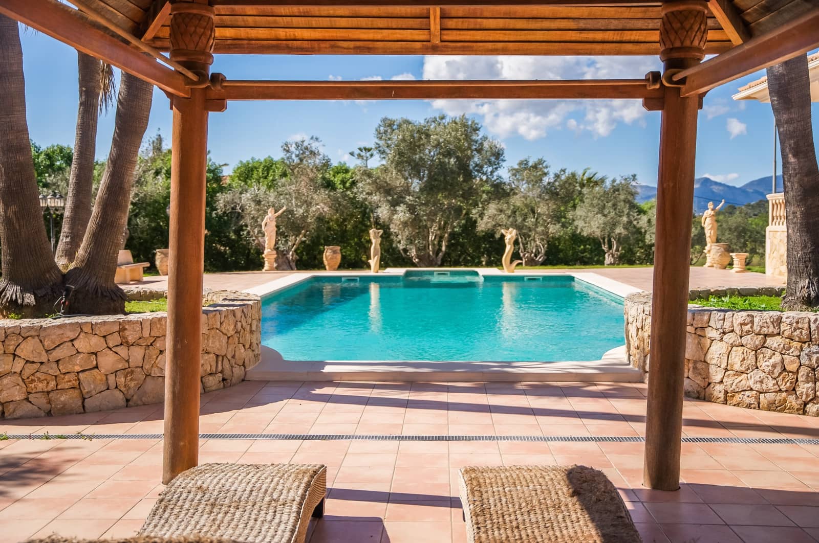 6 bedroom Villa for sale in Marratxi with pool garage - € 3,200,000 (Ref: 8263939)