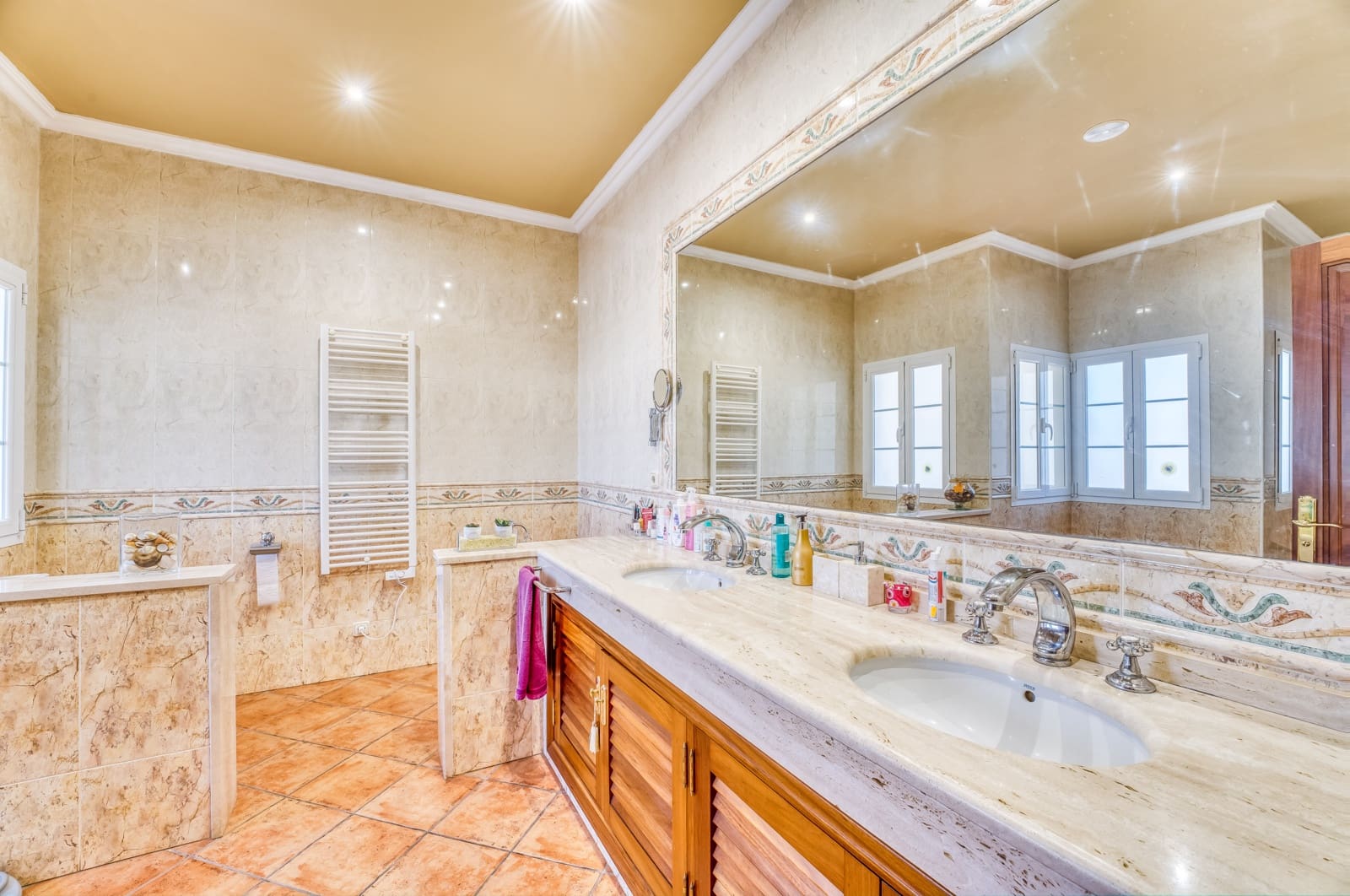 6 bedroom Villa for sale in Marratxi with pool garage - € 3,200,000 (Ref: 8263939)