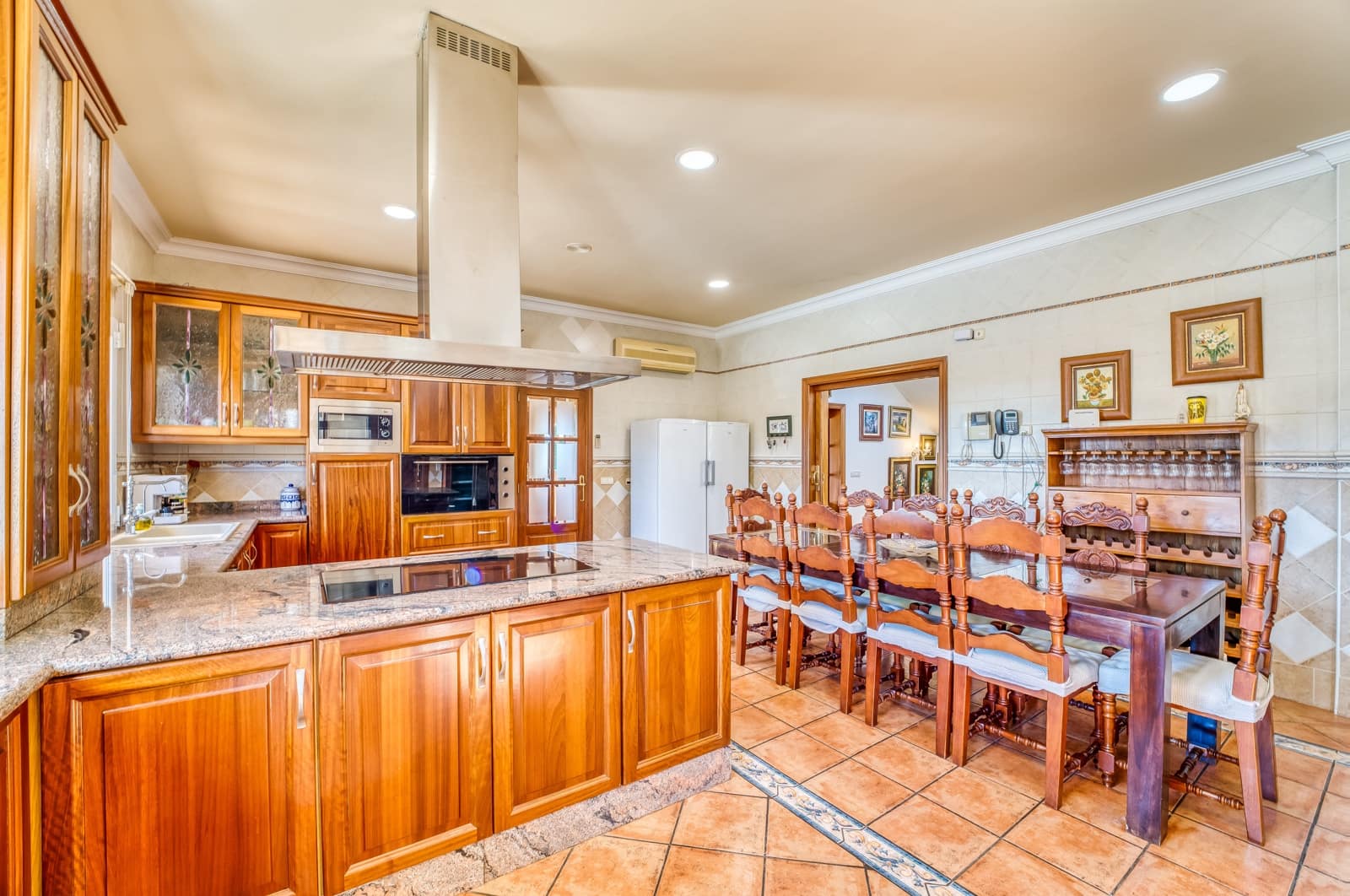 6 bedroom Villa for sale in Marratxi with pool garage - € 3,200,000 (Ref: 8263939)