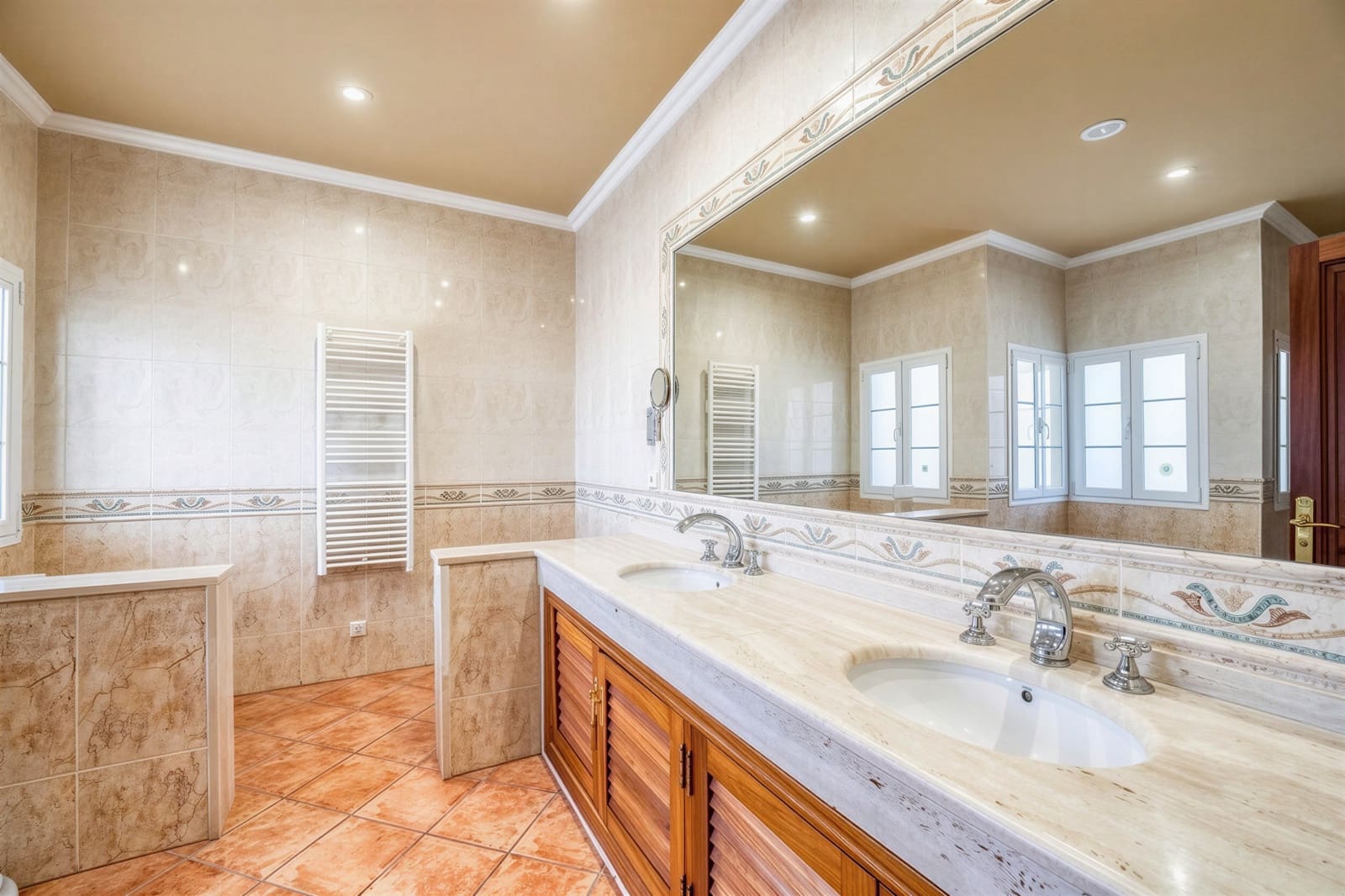 6 bedroom Villa for sale in Marratxi with pool garage - € 3,200,000 (Ref: 8263939)