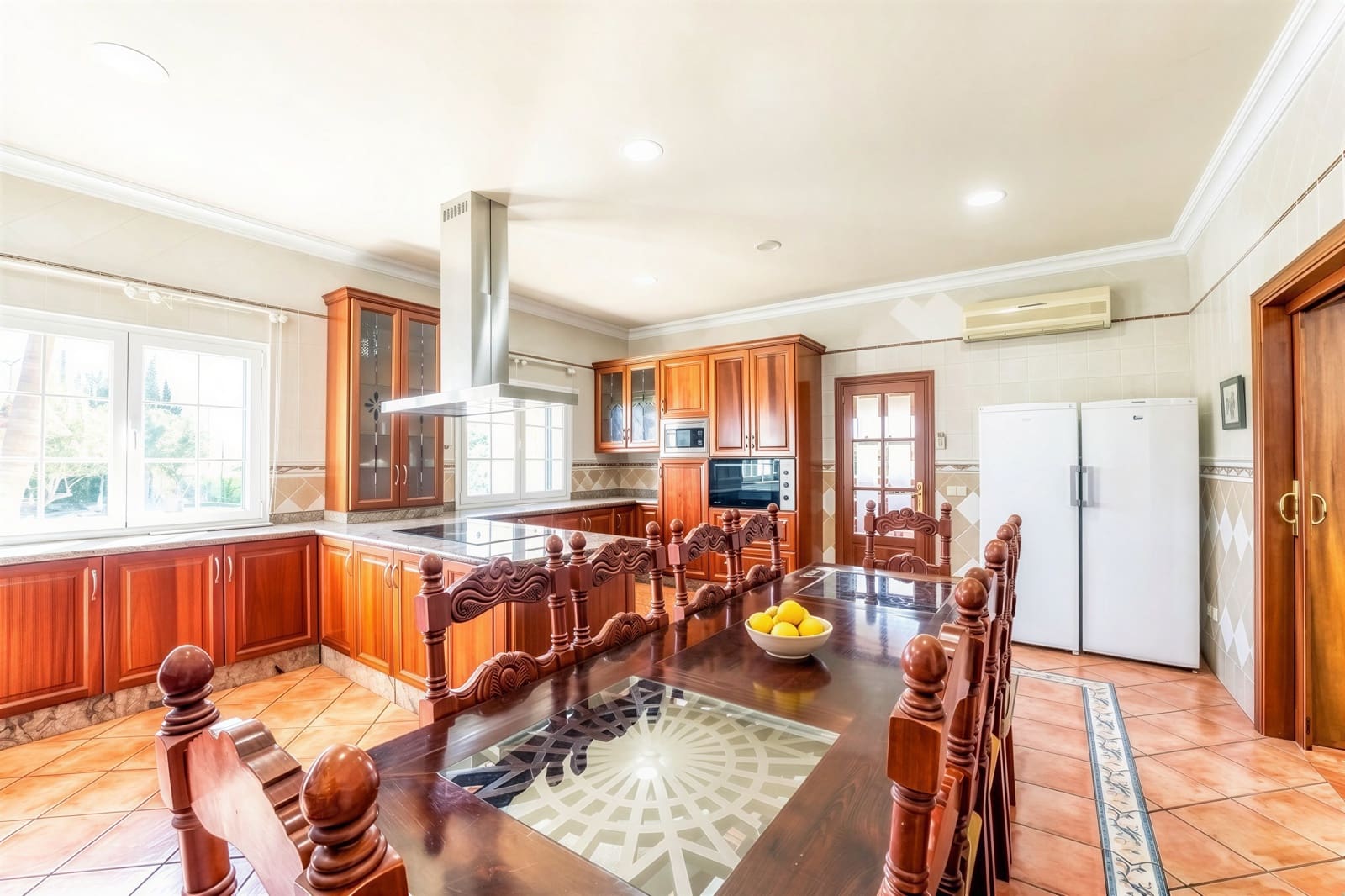 6 bedroom Villa for sale in Marratxi with pool garage - € 3,200,000 (Ref: 8263939)