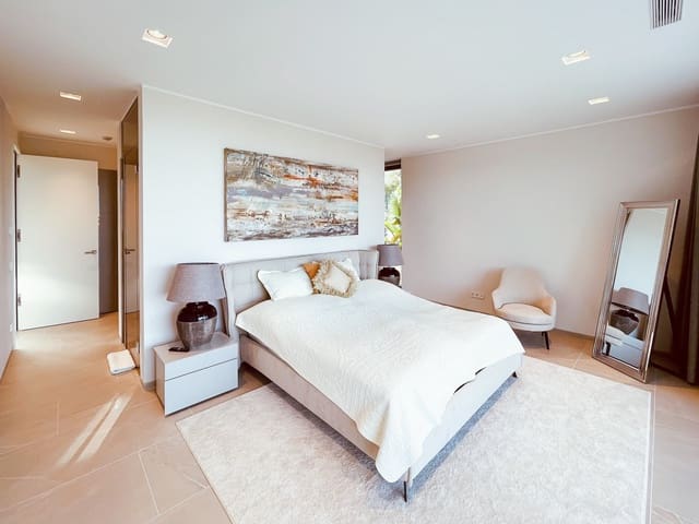 5 soverom Villa til salgs i Palmanova, Calvià med svømmebasseng garasje - € 4 950 000 (Ref: 8270819)