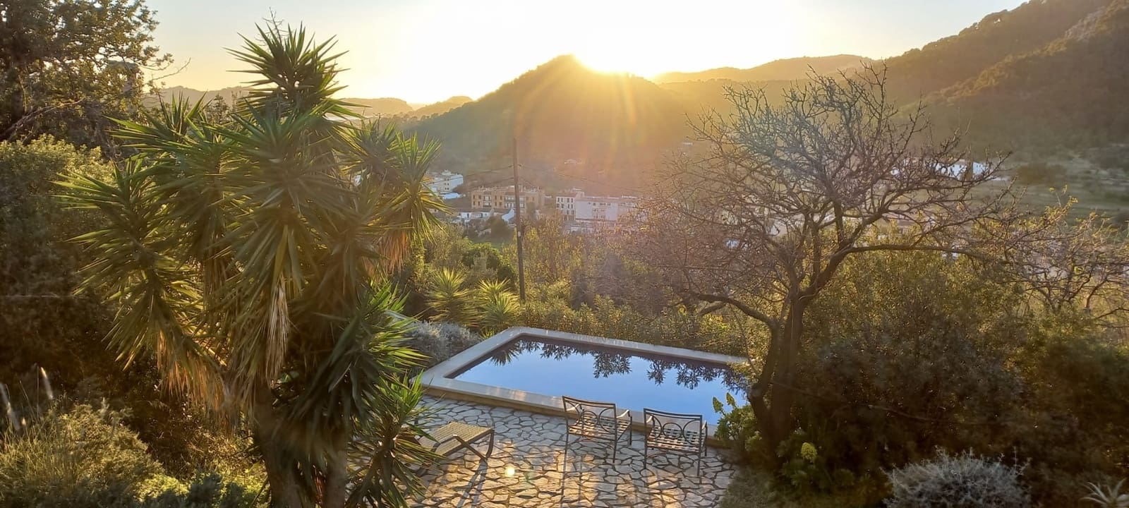 3 soveværelse Finca/Landehus til salg i Andratx med swimmingpool - € 1.600.000 (Ref: 8270827)