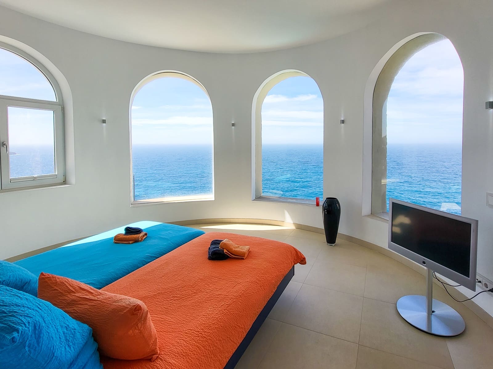 4 soveværelse Villa til salg i El Toro / Port Adriano med swimmingpool garage - € 4.500.000 (Ref: 8271709)