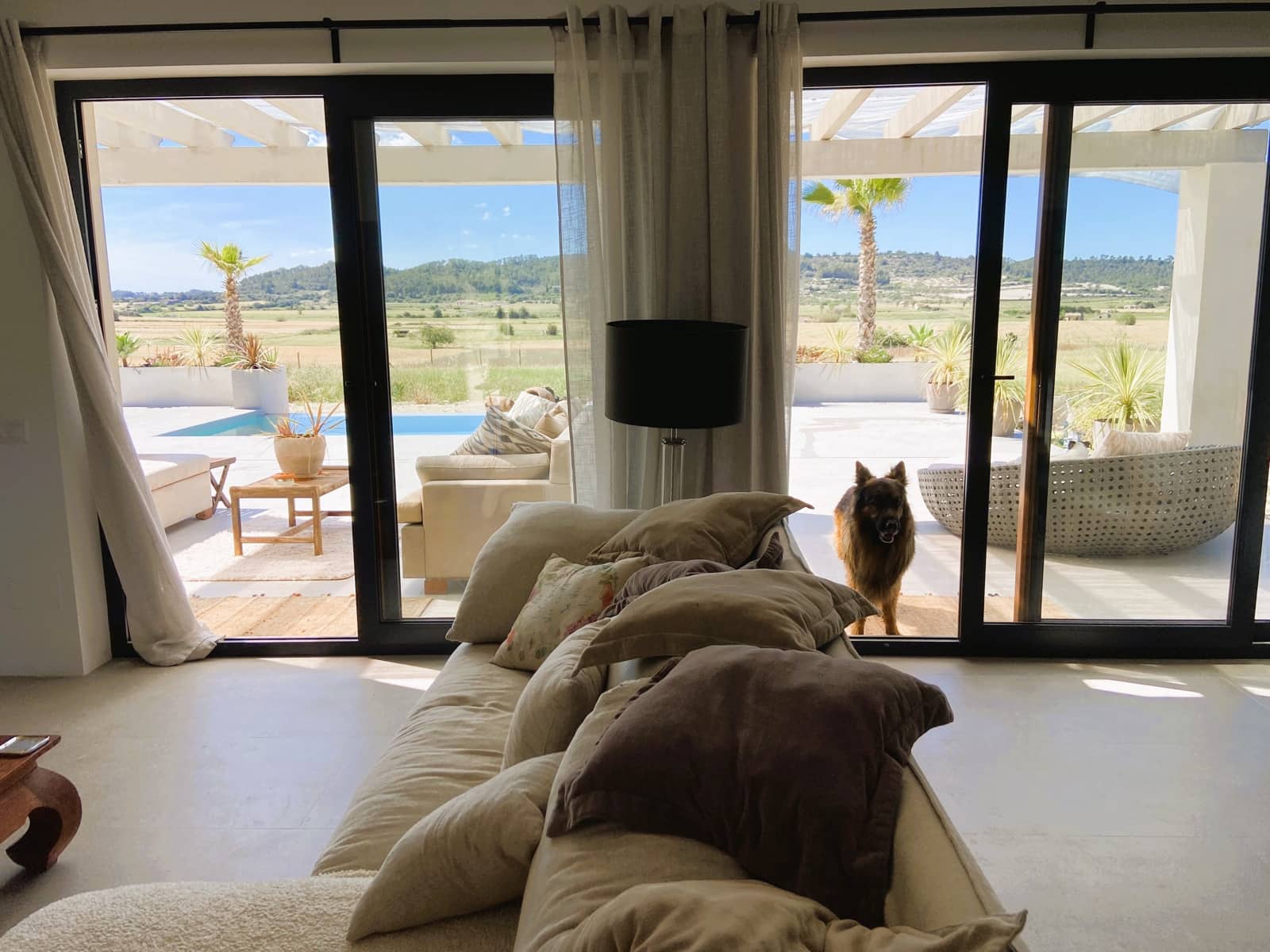 2 soveværelse Finca/Landehus til salg i Sant Joan med swimmingpool garage - € 1.150.000 (Ref: 8323490)