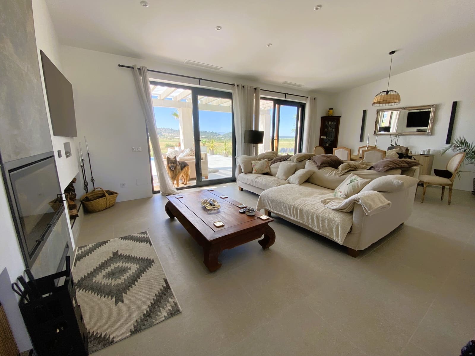 2 soveværelse Finca/Landehus til salg i Sant Joan med swimmingpool garage - € 1.150.000 (Ref: 8323490)