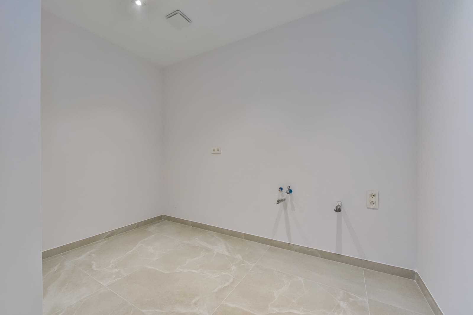 4 soveværelse Villa til salg i Finestrat med swimmingpool garage - € 1.800.000 (Ref: 8338613)