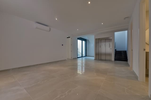 4 soveværelse Villa til salg i Finestrat med swimmingpool garage - € 1.800.000 (Ref: 8338613)