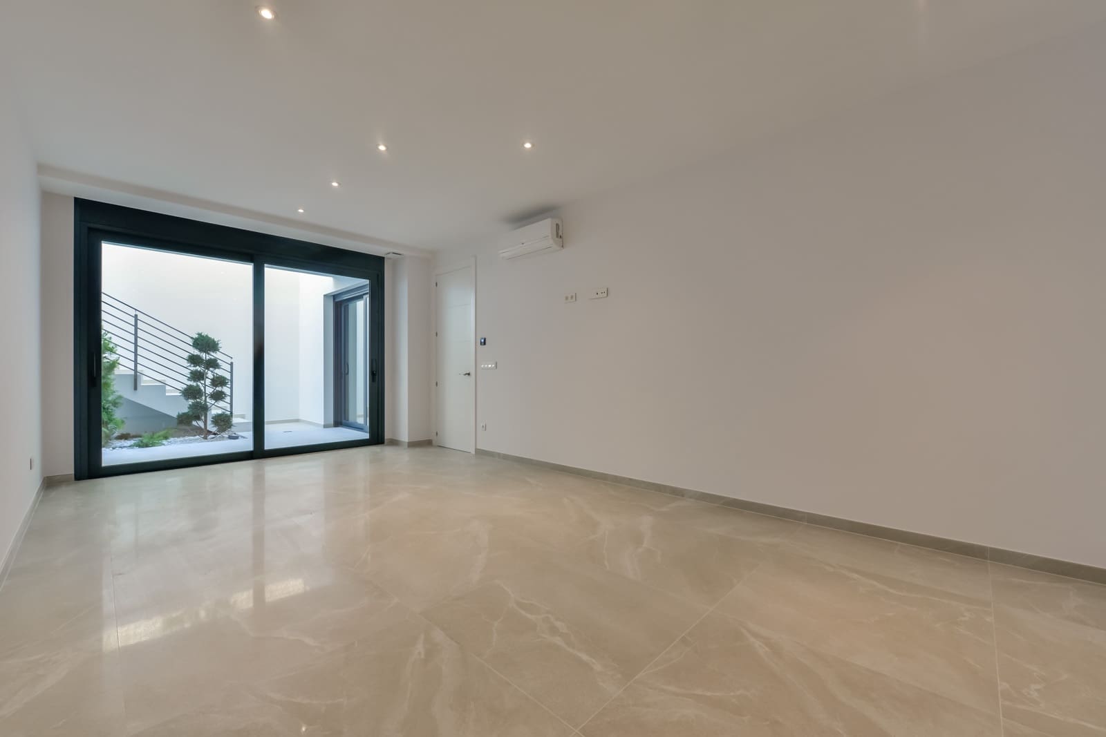 4 soveværelse Villa til salg i Finestrat med swimmingpool garage - € 1.800.000 (Ref: 8338613)