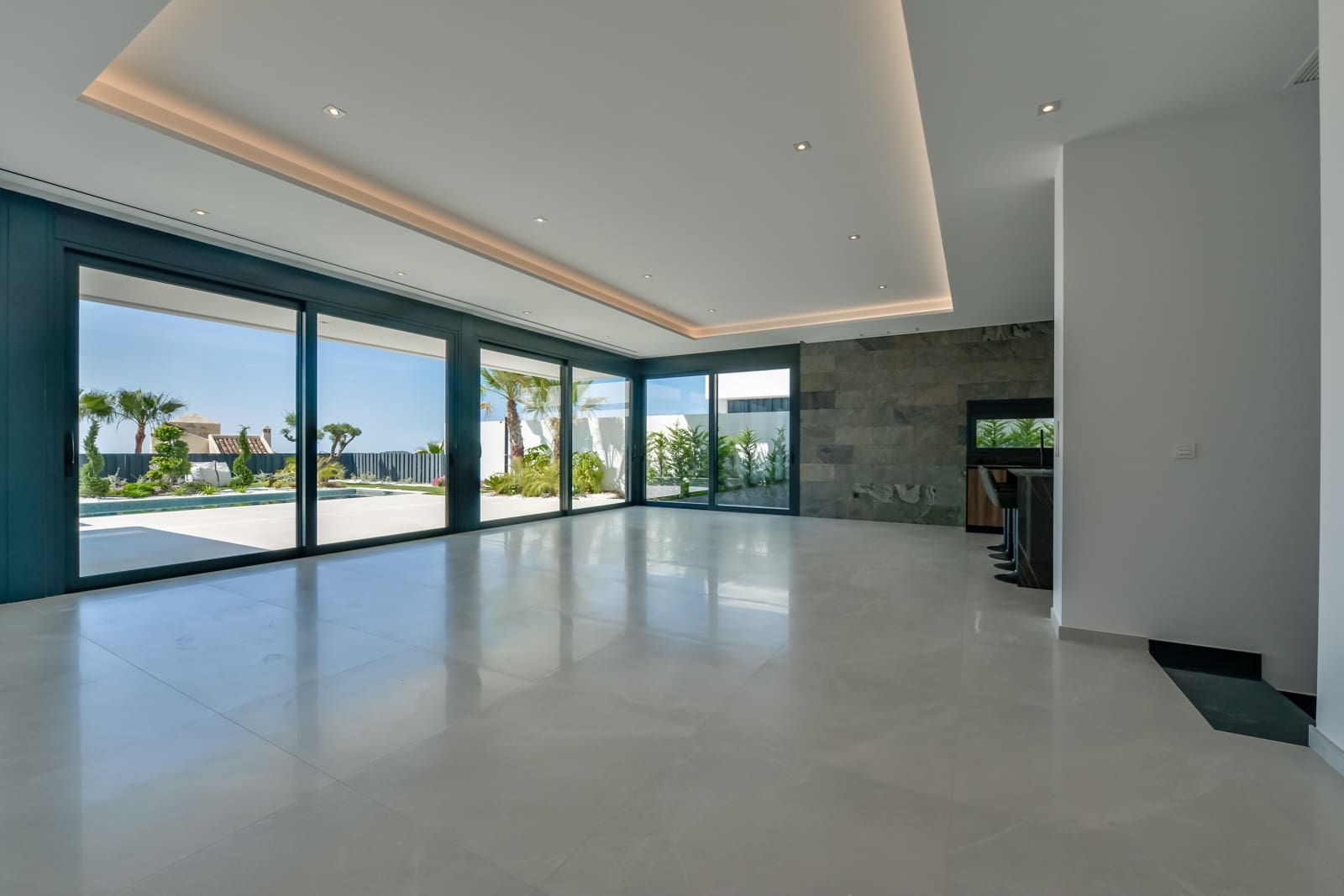 4 soveværelse Villa til salg i Finestrat med swimmingpool garage - € 1.800.000 (Ref: 8338613)