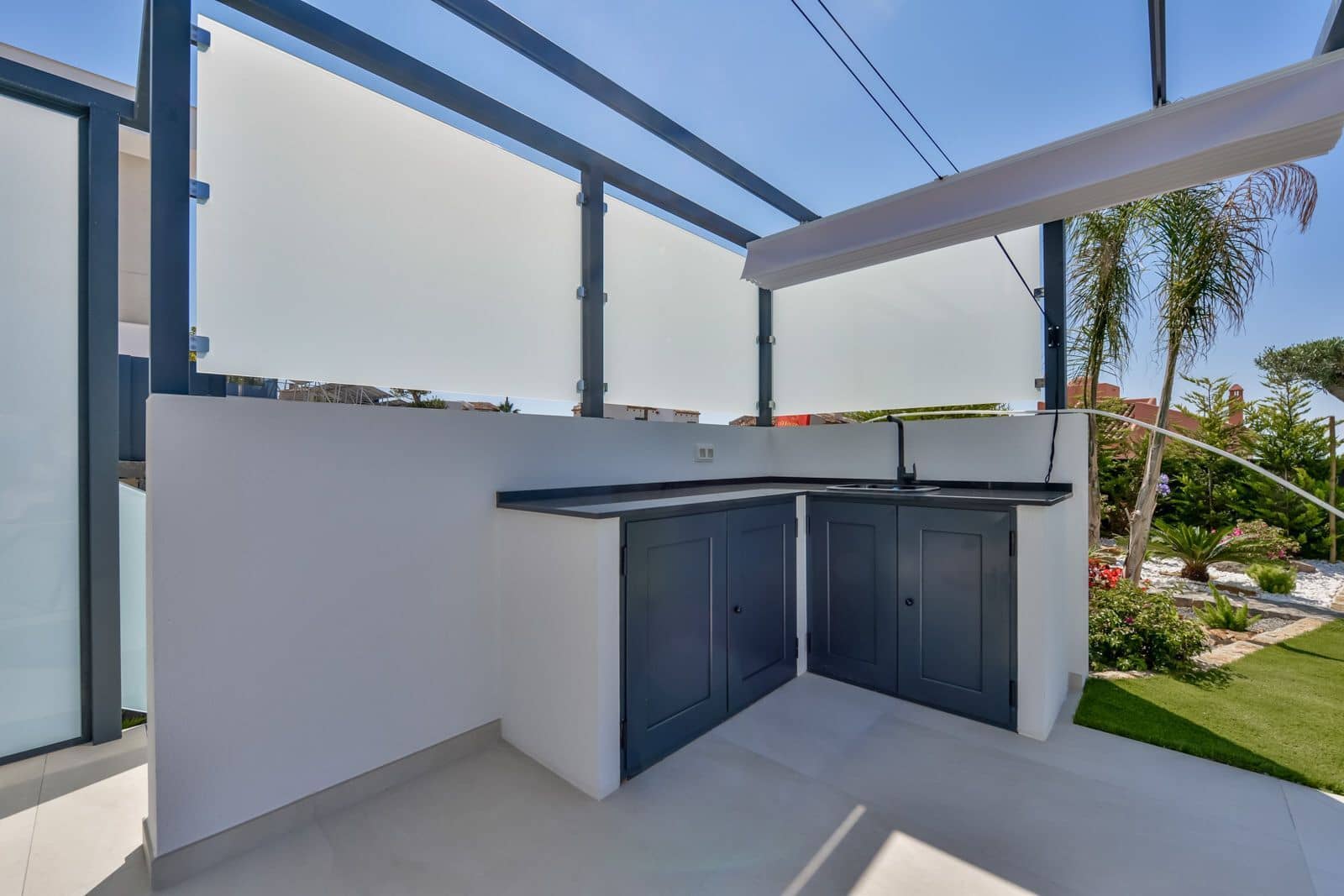 4 soveværelse Villa til salg i Finestrat med swimmingpool garage - € 1.800.000 (Ref: 8338613)