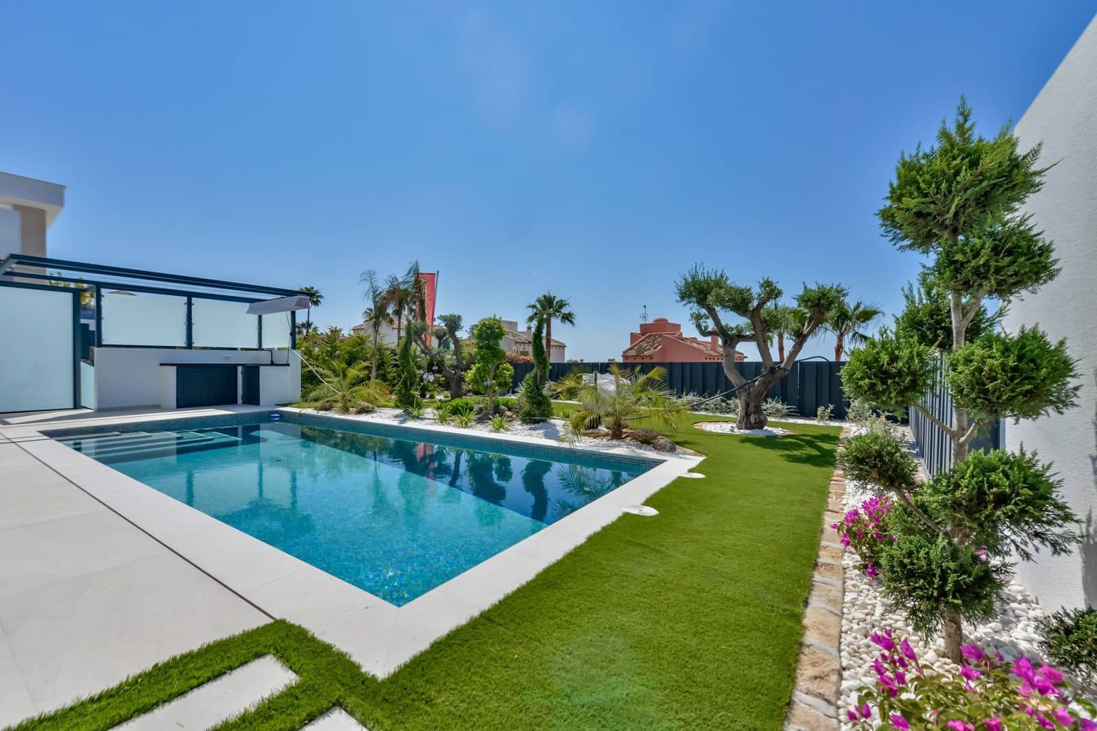 4 soveværelse Villa til salg i Finestrat med swimmingpool garage - € 1.800.000 (Ref: 8338613)