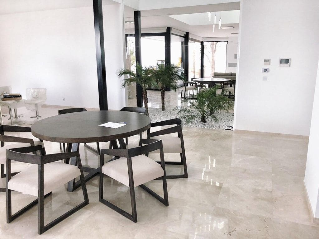 4 bedroom Villa for sale in Altea with pool garage - € 2,100,000 (Ref: 8338615)