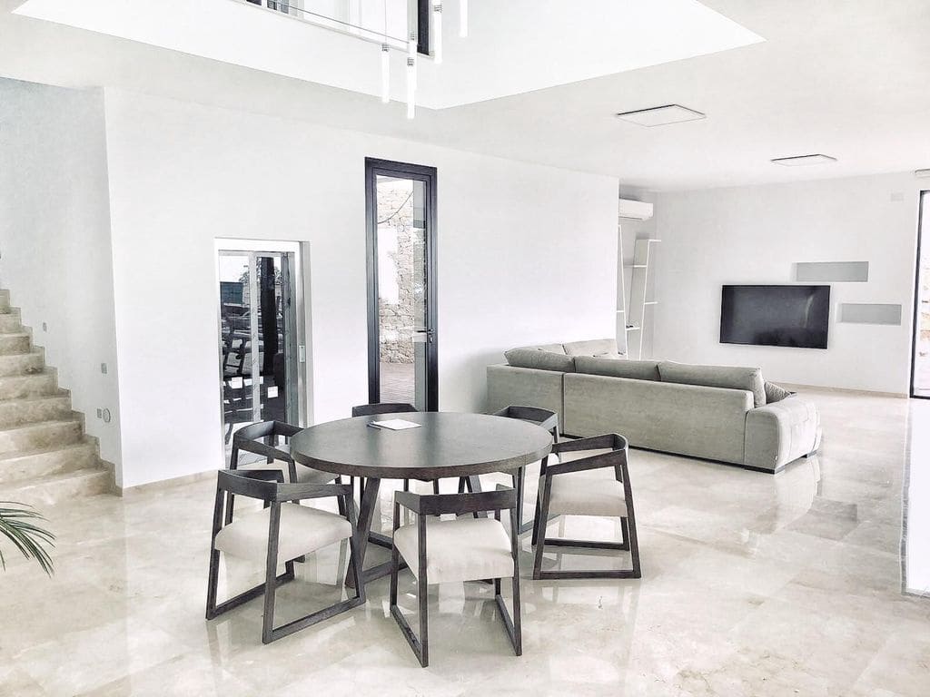 4 bedroom Villa for sale in Altea with pool garage - € 2,100,000 (Ref: 8338615)