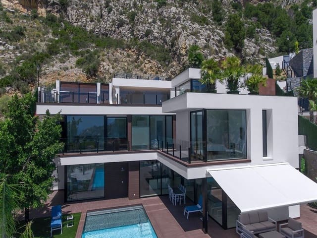 4 Zimmer Villa zu verkaufen in Altea mit Pool Garage - 2.100.000 € (Ref: 8338615)