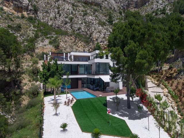 4 Zimmer Villa zu verkaufen in Altea mit Pool Garage - 2.100.000 € (Ref: 8338615)
