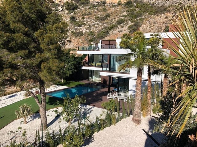 4 Zimmer Villa zu verkaufen in Altea mit Pool Garage - 2.100.000 € (Ref: 8338615)