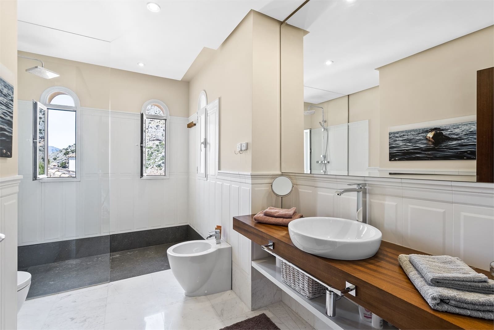 4 bedroom Villa for sale in Altea with pool garage - € 1,570,000 (Ref: 8338617)