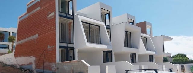 3 Zimmer Reihenhaus zu verkaufen in Pueblo, Calpe / Calp mit Pool Garage - 465.000 € (Ref: 8338928)