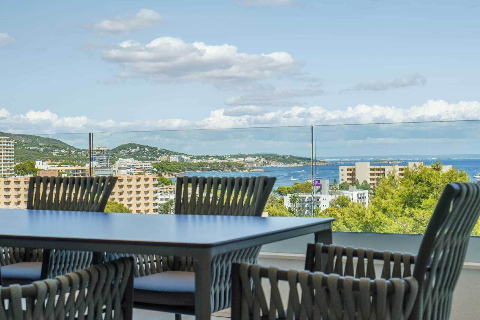 5 soverom Villa til salgs i Calvia med svømmebasseng garasje - € 4 950 000 (Ref: 8348721)