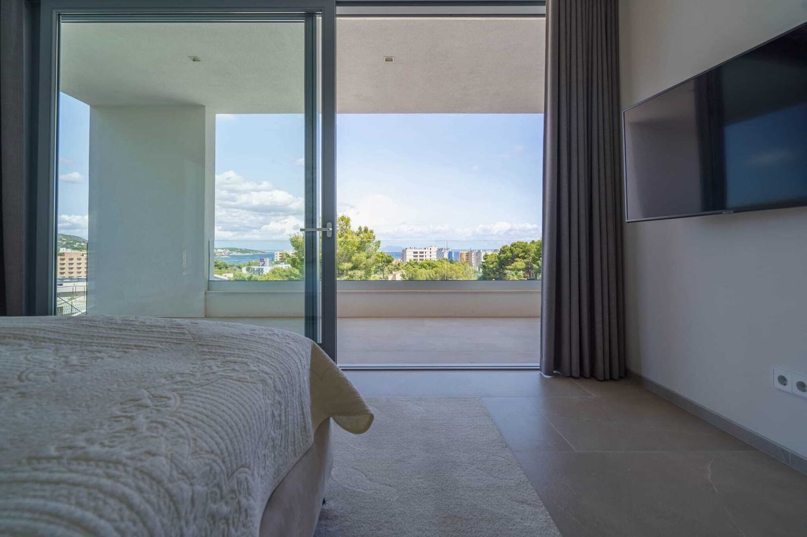 5 soverom Villa til salgs i Calvia med svømmebasseng garasje - € 4 950 000 (Ref: 8348721)