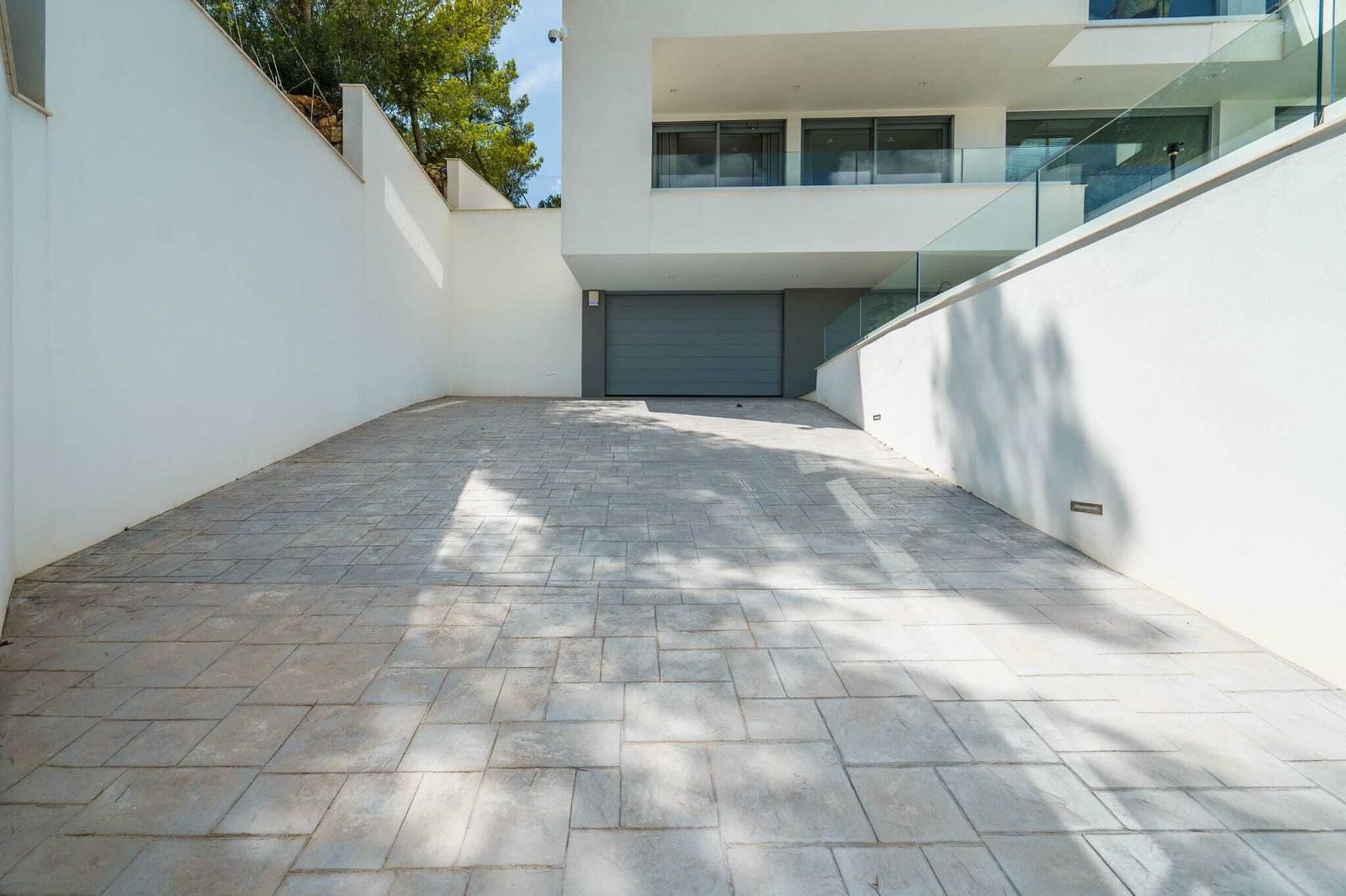 5 soverom Villa til salgs i Calvia med svømmebasseng garasje - € 4 950 000 (Ref: 8348721)