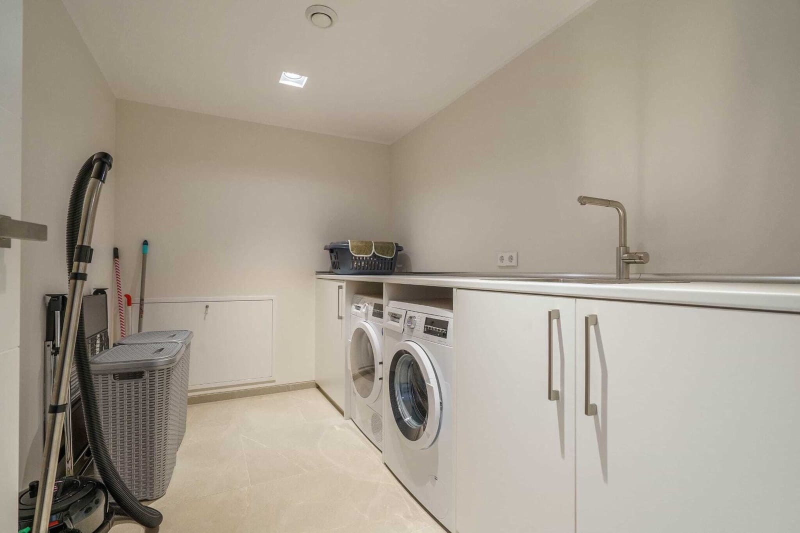 5 soverom Villa til salgs i Calvia med svømmebasseng garasje - € 4 950 000 (Ref: 8348721)