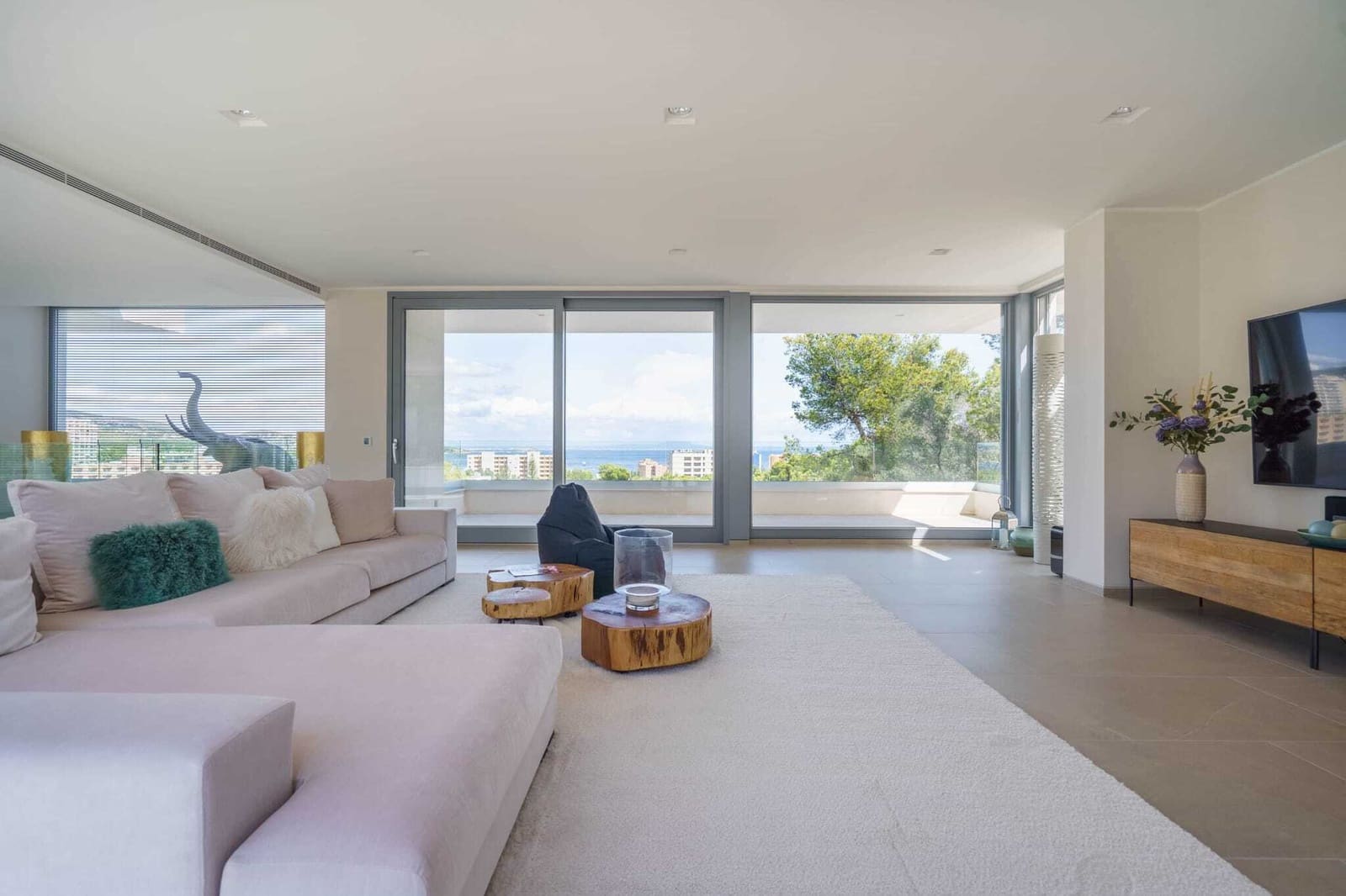 5 soverom Villa til salgs i Calvia med svømmebasseng garasje - € 4 950 000 (Ref: 8348721)