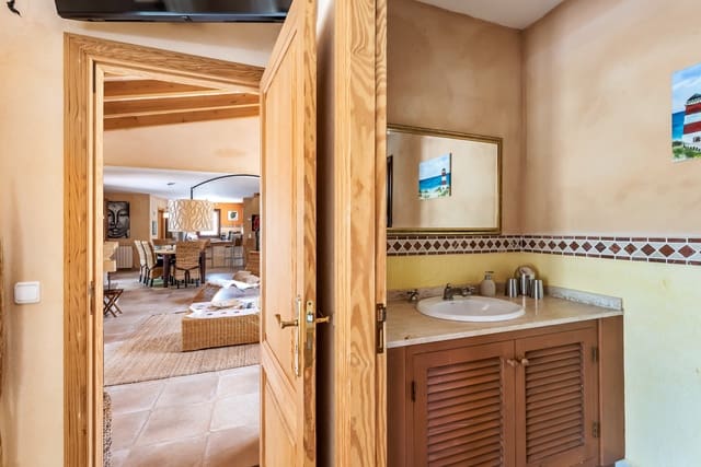 2 soveværelse Villa til salg i Colonia de Sant Pere / Colonia de San Pedro, Artà med swimmingpool - € 1.190.000 (Ref: 8353162)