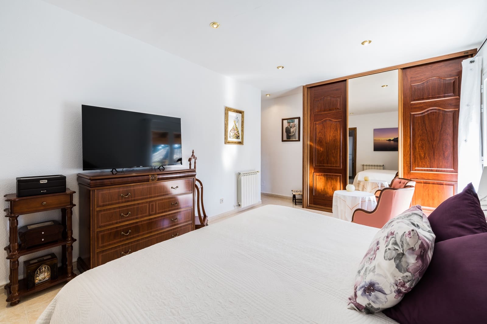 5 bedroom Villa for sale in Santa Maria del Cami with pool garage - € 1,085,000 (Ref: 8358981)