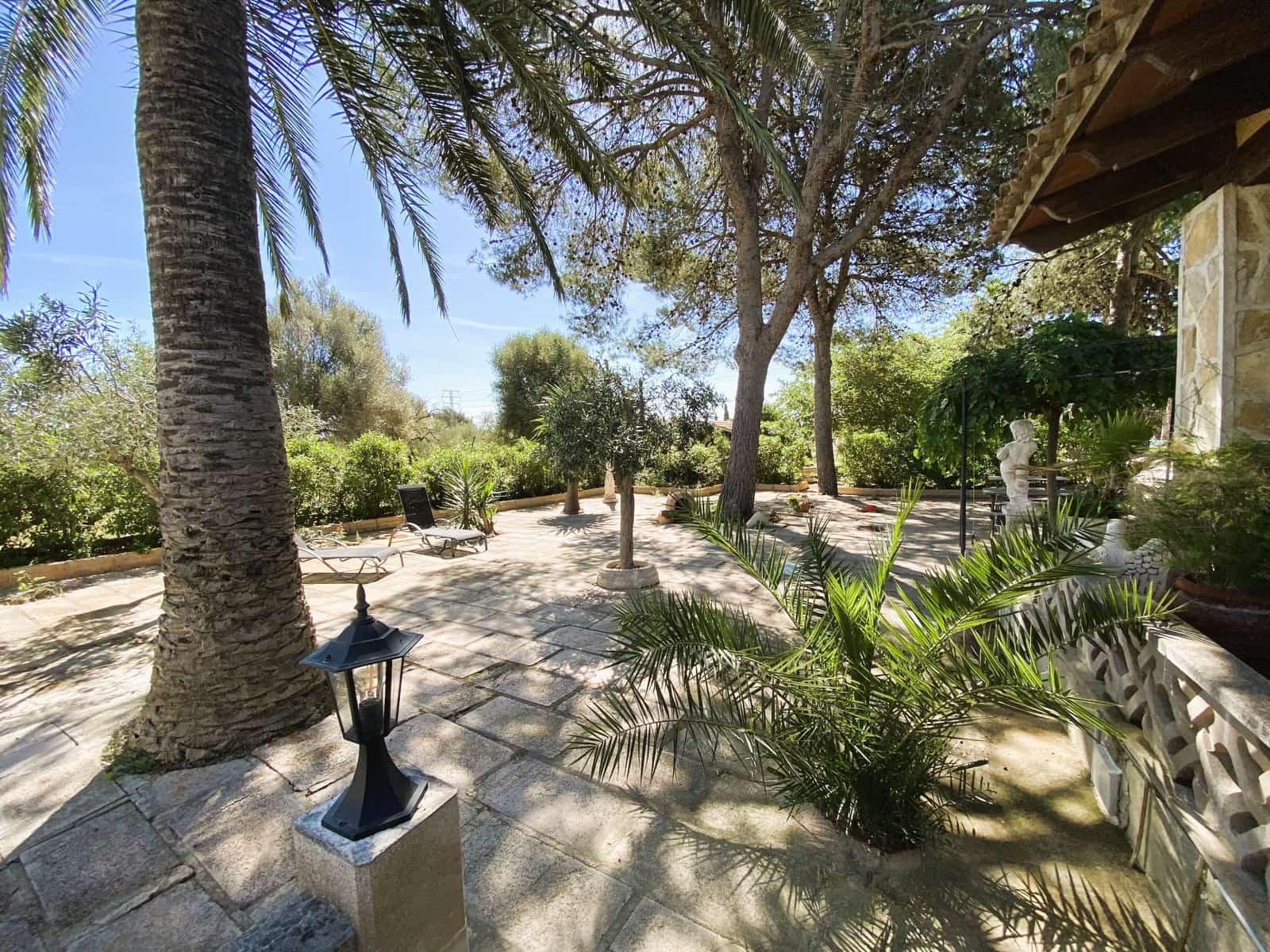 7 soveværelse Finca/Landehus til salg i Inca med swimmingpool garage - € 950.000 (Ref: 8383265)