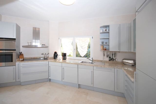 4 soveværelse Villa til salg i Puerto de Andratx, Andratx med swimmingpool - € 3.150.000 (Ref: 8408877)