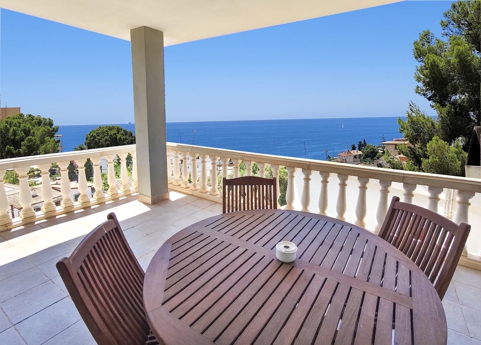 5 soveværelse Villa til salg i Palma de Mallorca med garage - € 1.550.000 (Ref: 8414865)