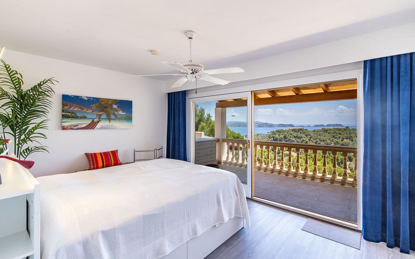 3 sypialnia Apartament na sprzedaż w Peguera / Paguera z basenem garażem - 1 590 000 € (Ref: 8429724)