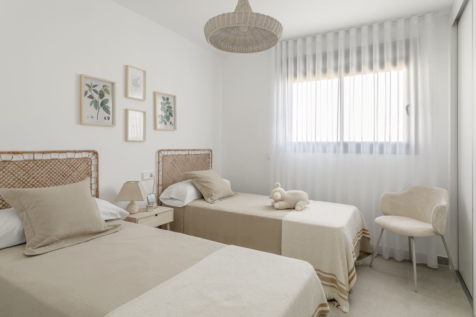 3 sypialnia Apartament na sprzedaż w Santa Pola z basenem garażem - 405 000 € (Ref: 8467273)