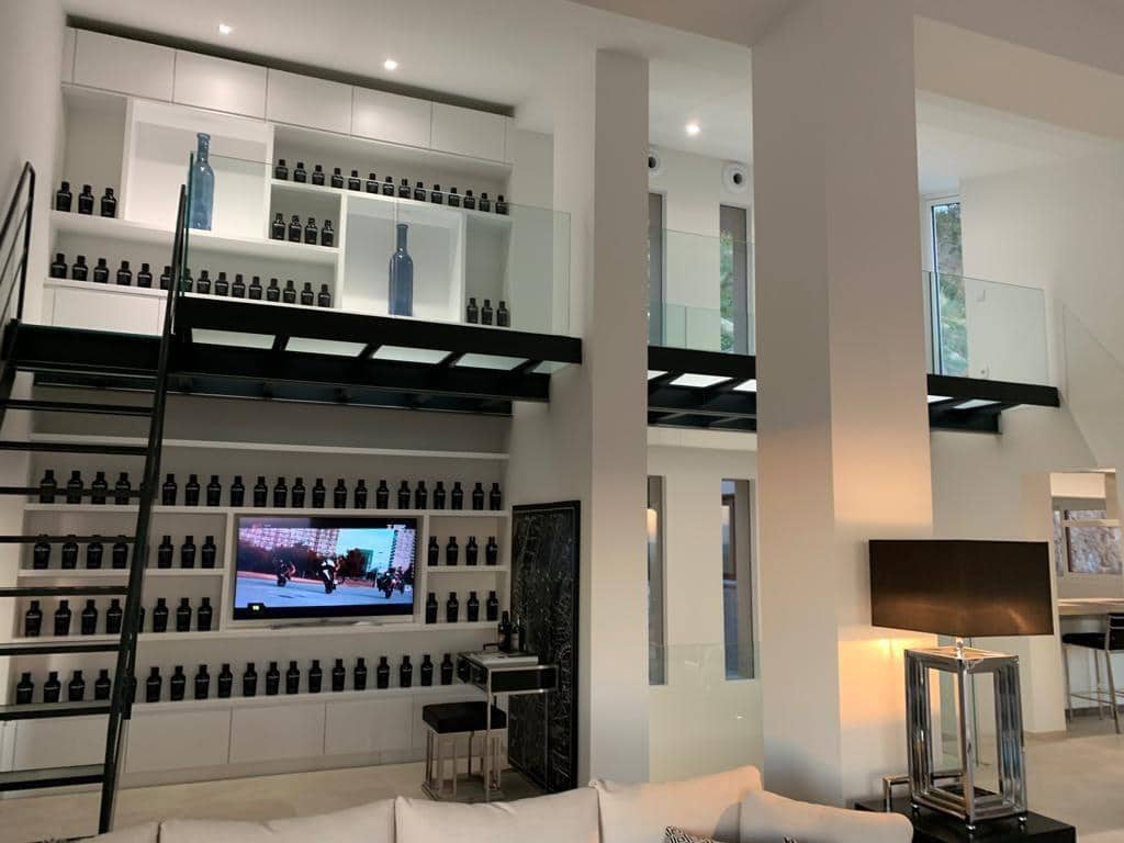 3 soveværelse Villa til salg i Bunyola med swimmingpool garage - € 3.650.000 (Ref: 8473229)