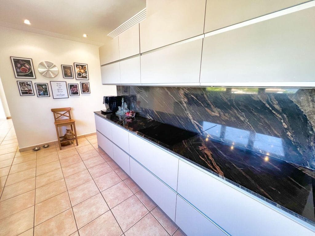 5 bedroom Villa for sale in Altea with pool - € 1,195,000 (Ref: 8479905)