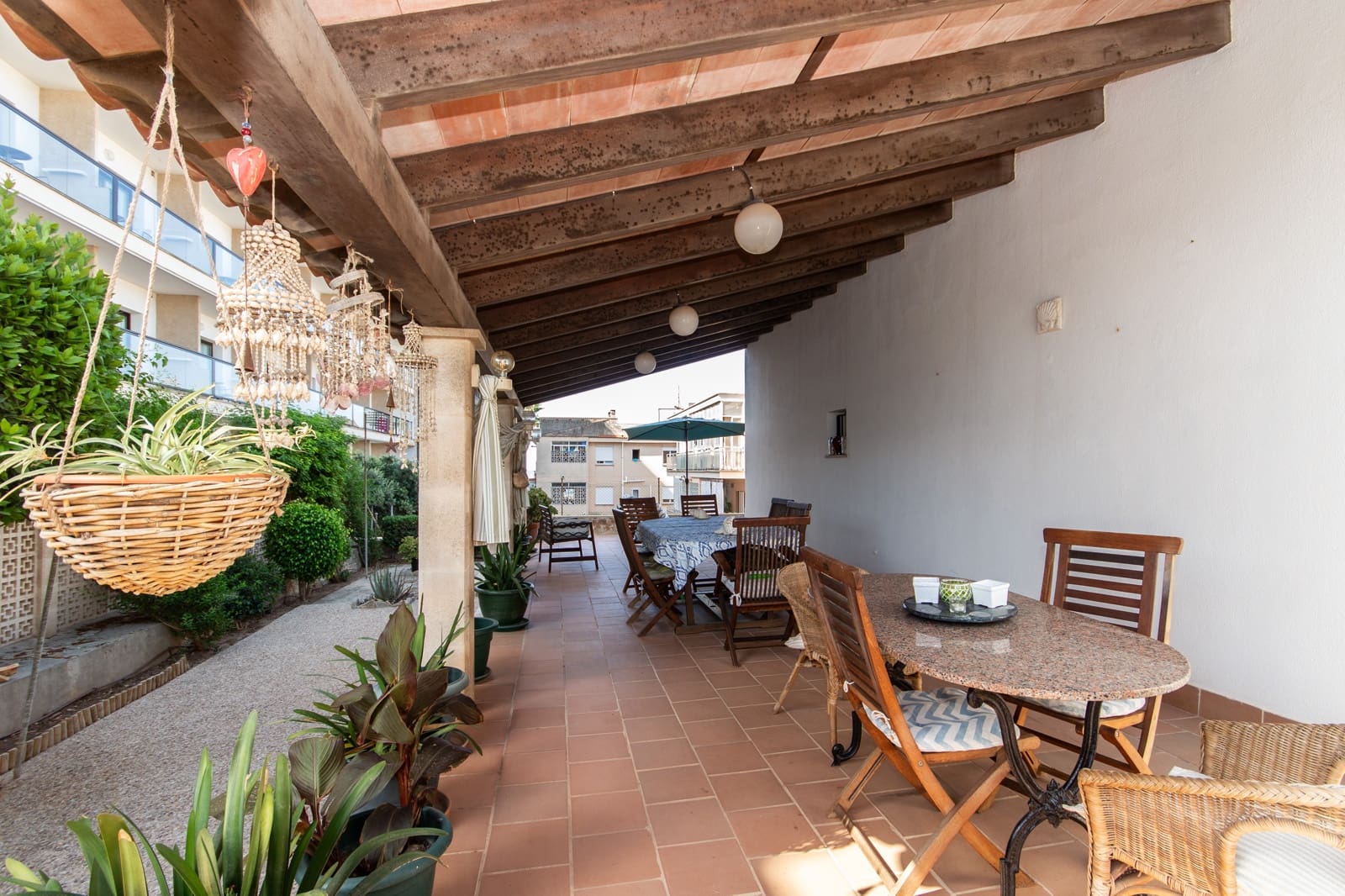 9 bedroom Townhouse for sale in Can Pastilla with garage - € 1,550,000 (Ref: 8479951)