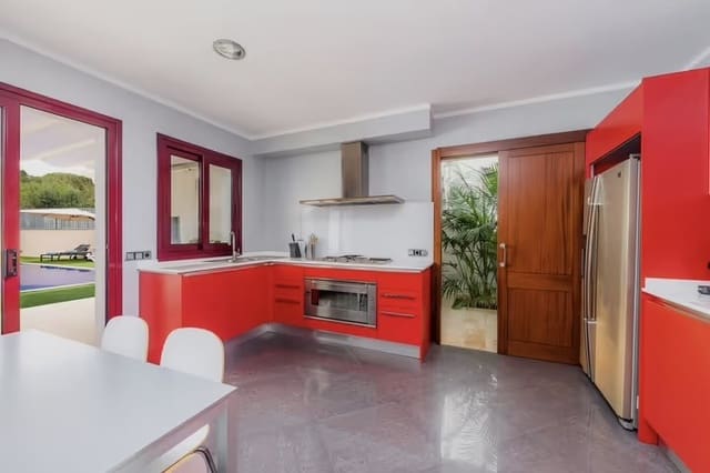 4 sypialnia Willa na sprzedaż w Felanitx z basenem garażem - 1 350 000 € (Ref: 8515609)