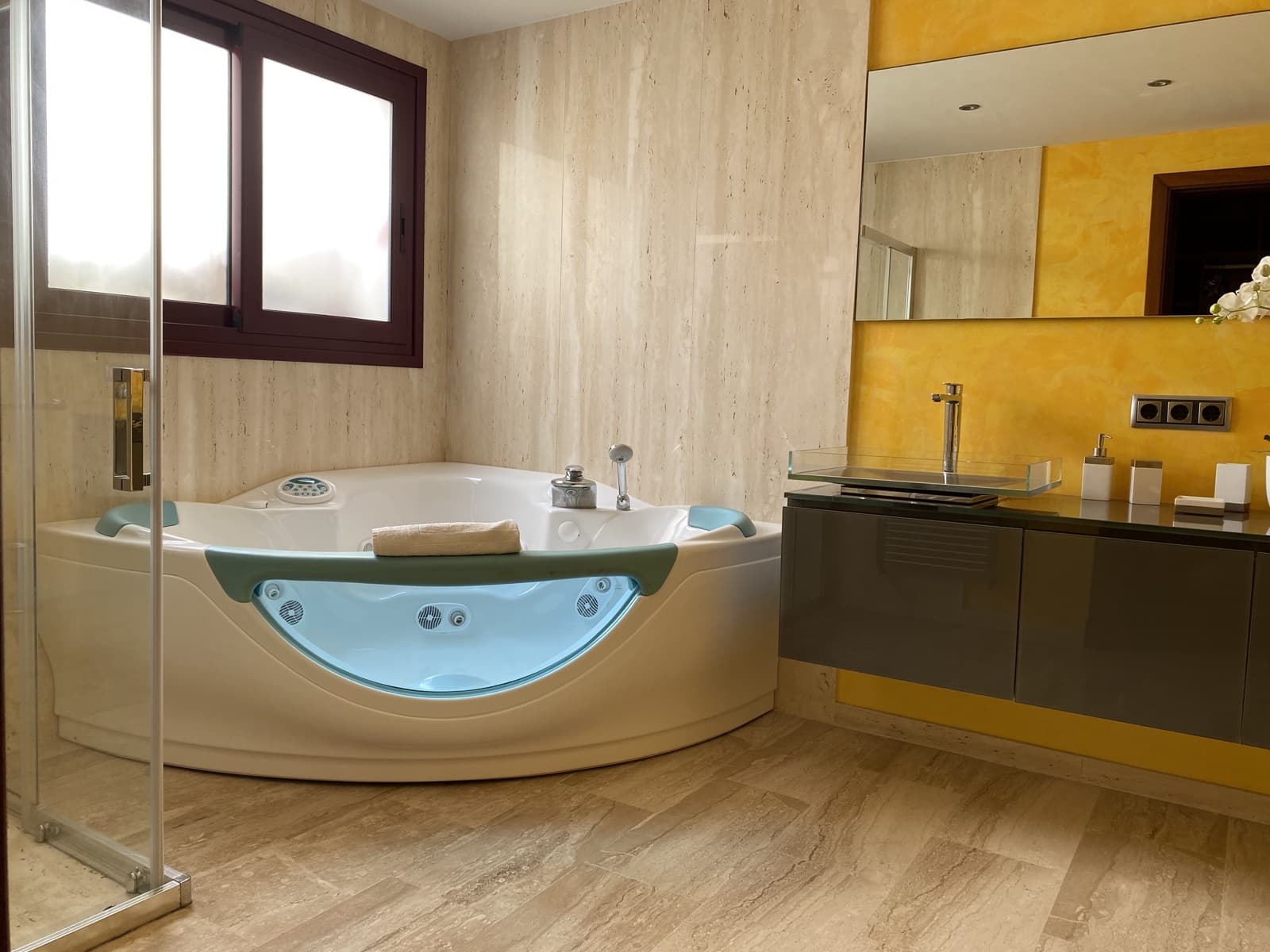 4 soverom Villa til salgs i Felanitx med svømmebasseng garasje - € 1 350 000 (Ref: 8515609)