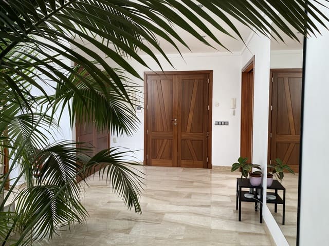 4 sypialnia Willa na sprzedaż w Felanitx z basenem garażem - 1 350 000 € (Ref: 8515609)