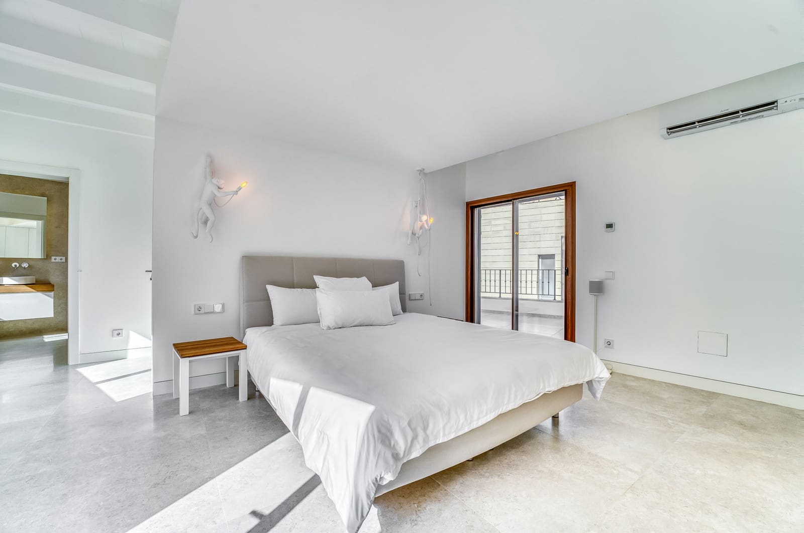 2 soverom Hus til salgs i Palma de Mallorca med svømmebasseng garasje - € 2 950 000 (Ref: 8530111)